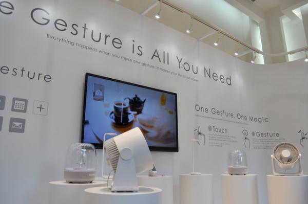 世界初指輪型ウエアラブルデバイスRing限定店舗が表参道ヒルズにオープン