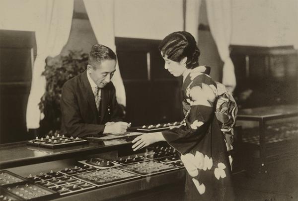 明治時代にタイムスリップ！ミキモト本店で銀座の歴史紐解く貴重アーカイブ公開