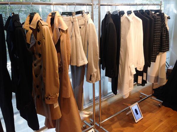 ヨウジ・マックイーン経た日本人による“本物志向の服”「ELZA WINKLER」デビュー【15SSウィメンズ】