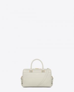 サンローランのクリスマスはモノクロの世界。セレブ愛用アイコンバッグの新色登場