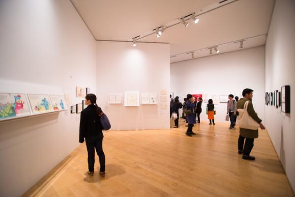 「ティム・バートンの世界」六本木ヒルズで開幕！本人来日