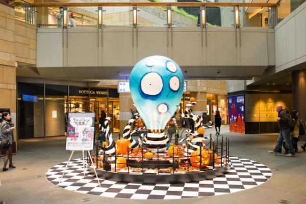 「ティム・バートンの世界」六本木ヒルズで開幕！本人来日