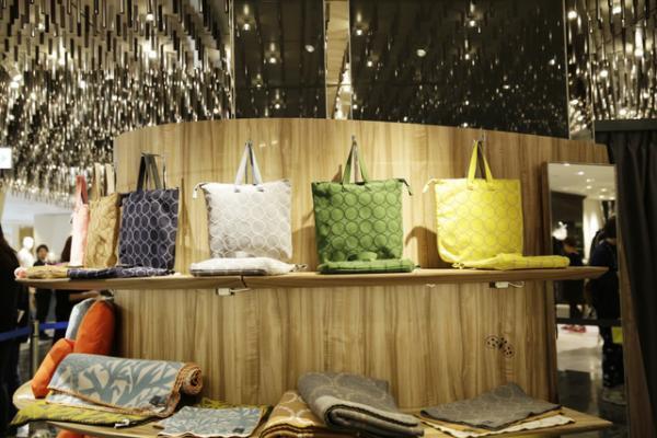 ミナペルホネン、新宿伊勢丹で北欧雑貨、新開発“dop”生地アイテム展開