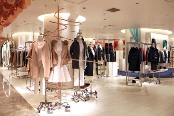 今年のコートはダッフル、チェスターに注目。伊勢丹バイヤーに聞いた今年のトレンドアウター