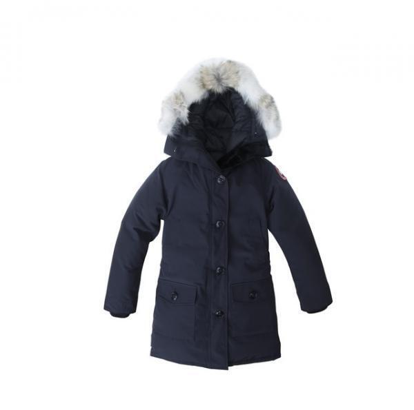 カナダグースがカラーサイズを豊富にそろえ新宿伊勢丹に登場。ウェブ先行販売も実施