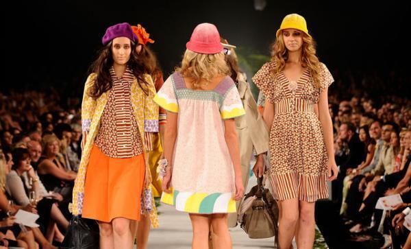 伊藤忠がキャシャレル独占輸入販売権取得。12億円目指す