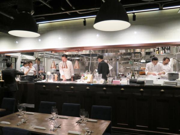 “食の搭”GEMS市ヶ谷公開。初上陸カフェ、肉、エスニックetc充実