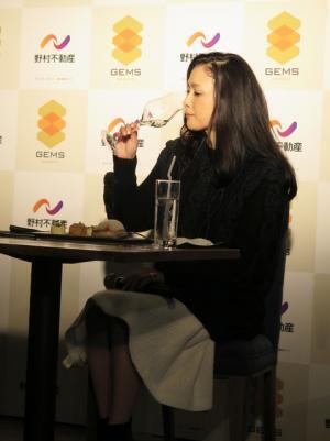 “食の搭”GEMS市ヶ谷公開。初上陸カフェ、肉、エスニックetc充実