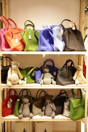 クリスマスツリー発祥の地、ラトビアのショップが新宿伊勢丹にオープン