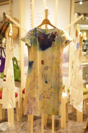 クリスマスツリー発祥の地、ラトビアのショップが新宿伊勢丹にオープン