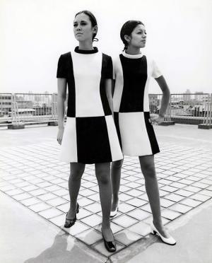 ジュンアシダのエレガンスは不滅。メゾン創立50周年展を国立新美術館で開催