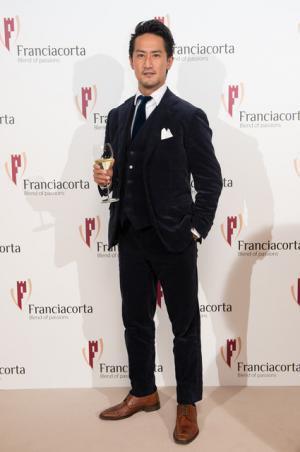 伊ワイン・フランチャコルタ1周年パーティー。メロディー洋子、ベリッシモ、川島なお美ら参加