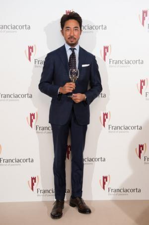 伊ワイン・フランチャコルタ1周年パーティー。メロディー洋子、ベリッシモ、川島なお美ら参加