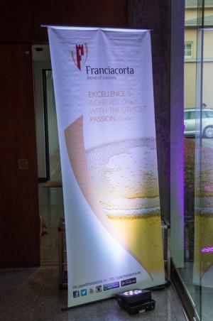 伊ワイン・フランチャコルタ1周年パーティー。メロディー洋子、ベリッシモ、川島なお美ら参加