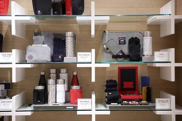 グランツリー武蔵小杉徹底解剖4/4--西武・そごうSHOP編。ライブ中継でショッピング楽しめる