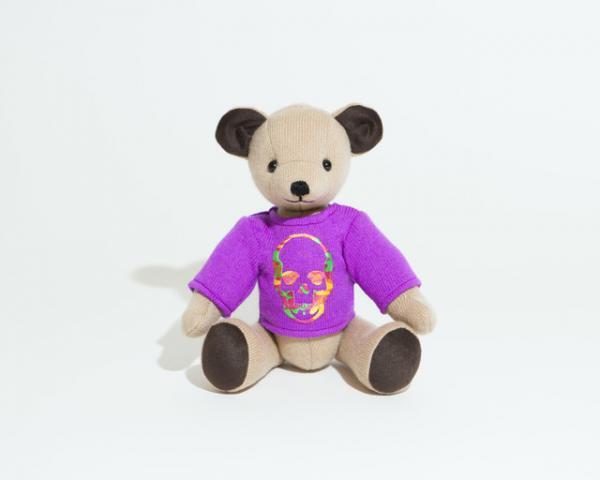 ルシアンぺラフィネからカシミア尽くしのクマのぬいぐるみが登場