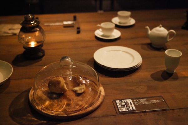 上野の森美術館「進撃の巨人展」に潜入。アンリアレイジTシャツは大人買い！