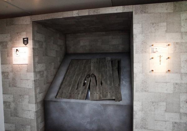 上野の森美術館「進撃の巨人展」に潜入。アンリアレイジTシャツは大人買い！