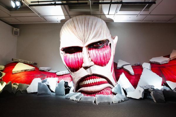 上野の森美術館「進撃の巨人展」に潜入。アンリアレイジTシャツは大人買い！