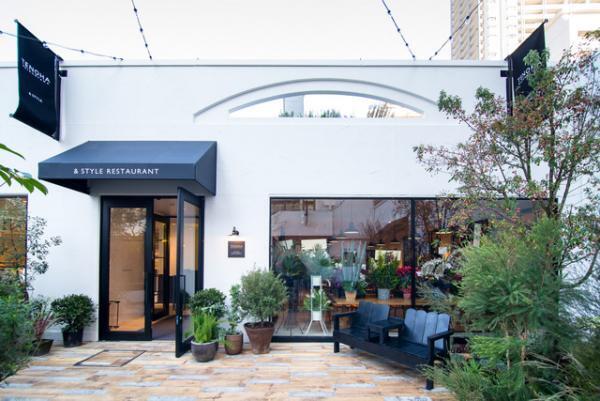 5年限定複合施設TENOHA代官山オープン。日本初カフェ、ショップ、オフィスまで