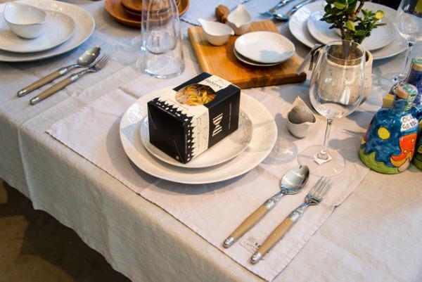 5年限定複合施設TENOHA代官山オープン。日本初カフェ、ショップ、オフィスまで