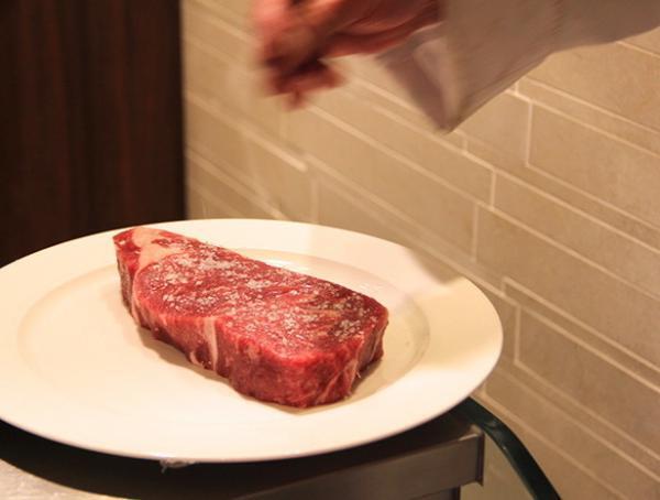 伊勢丹シェフが教える、クリスマスの美味しいお肉の料理法