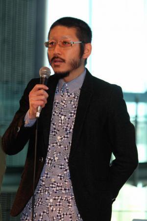 アンリアレイジ森永邦彦がNHKスペシャルの衣装をデザイン。真鍋大度は演出担当