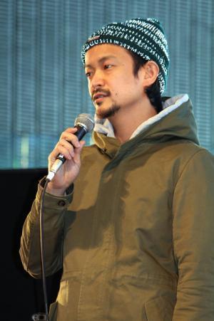 アンリアレイジ森永邦彦がNHKスペシャルの衣装をデザイン。真鍋大度は演出担当