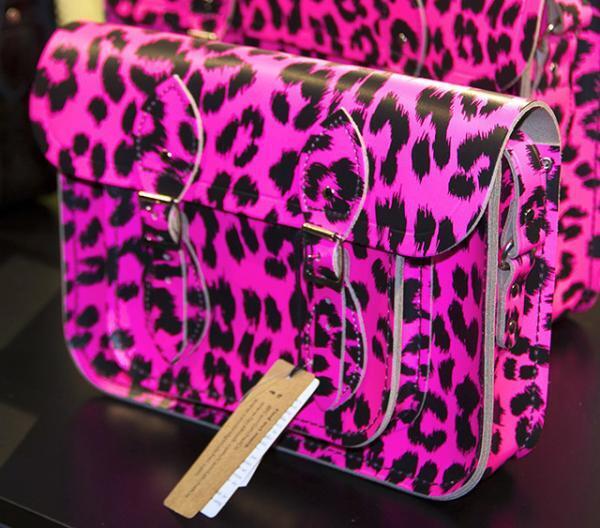 FAKE×伊勢丹期間限定ショップ「グラデーション」オープン