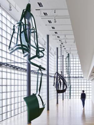 銀座メゾンエルメス、モニカ・ソフノフスカ日本初個展を開催