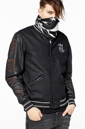 ドロップアウトしたプレッピールック。ディーゼル15SSプレ