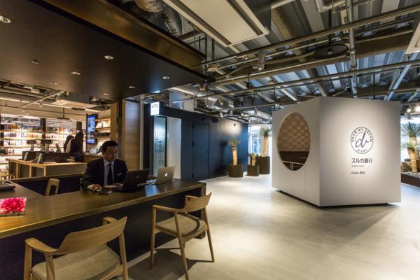 蔦屋書店の本棚を拡張した複合施設に。湘南T-SITEオープン