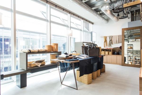 蔦屋書店の本棚を拡張した複合施設に。湘南T-SITEオープン