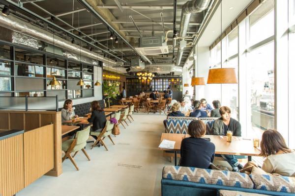 蔦屋書店の本棚を拡張した複合施設に。湘南T-SITEオープン