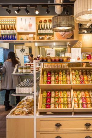 本だけじゃない湘南T-SITE。女性にぴったりのショップ充実