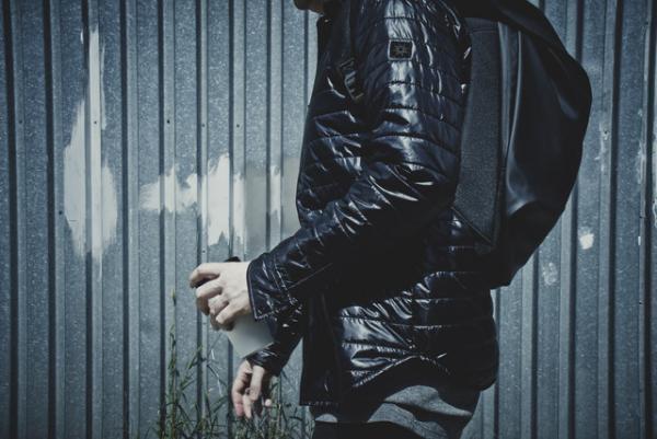 ECのみで売るブランド「イサオラ」の日本版オンラインショップ開設