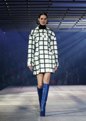 ディオールの極東京的ファッションショー。小雪、松田龍平、水原希子、中島美嘉、森姉妹出席