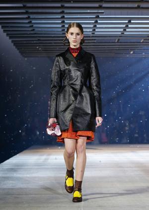 ディオールの極東京的ファッションショー。小雪、松田龍平、水原希子、中島美嘉、森姉妹出席