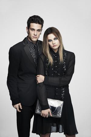 クリスマスパーティーで目立つなら、破壊的でハードなディーゼル！