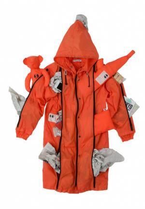 神戸ファッション美術館で新春特別展示。阪神・淡路大震災と戦後の阪神、2視点でファッションを読み解く