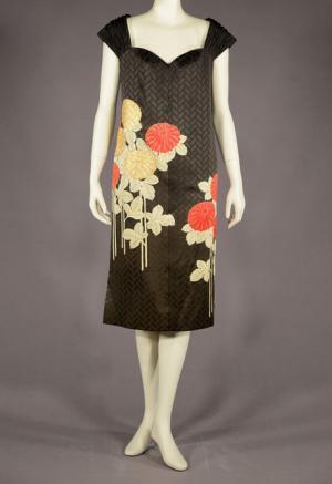 神戸ファッション美術館で新春特別展示。阪神・淡路大震災と戦後の阪神、2視点でファッションを読み解く