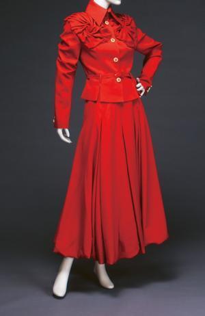 神戸ファッション美術館で新春特別展示。阪神・淡路大震災と戦後の阪神、2視点でファッションを読み解く