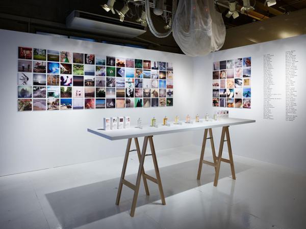 マルジェラ、フレグランス「レプリカ」から記憶を辿る写真展開催中