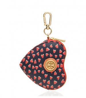 トリー バーチから2015バレンタインコレクション。定番バッグやウォレットが一面ハート柄に