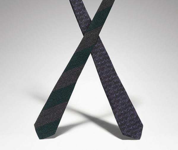 【動画】ボッテガ・ヴェネタのホリデー特設サイト。ラッピングやメッセージカードのサービスも