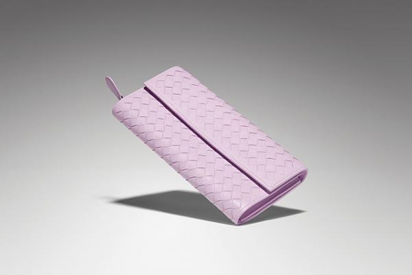 【動画】ボッテガ・ヴェネタのホリデー特設サイト。ラッピングやメッセージカードのサービスも