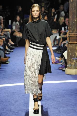 あらゆる要素をマッシュアップするサカイ【15SSウィメンズ】