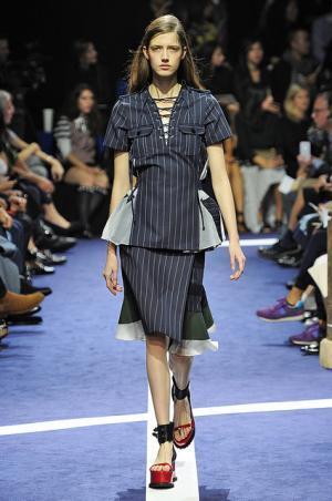 あらゆる要素をマッシュアップするサカイ【15SSウィメンズ】