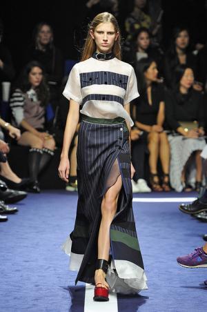 あらゆる要素をマッシュアップするサカイ【15SSウィメンズ】