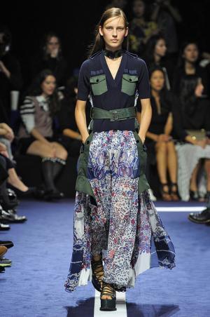 あらゆる要素をマッシュアップするサカイ【15SSウィメンズ】